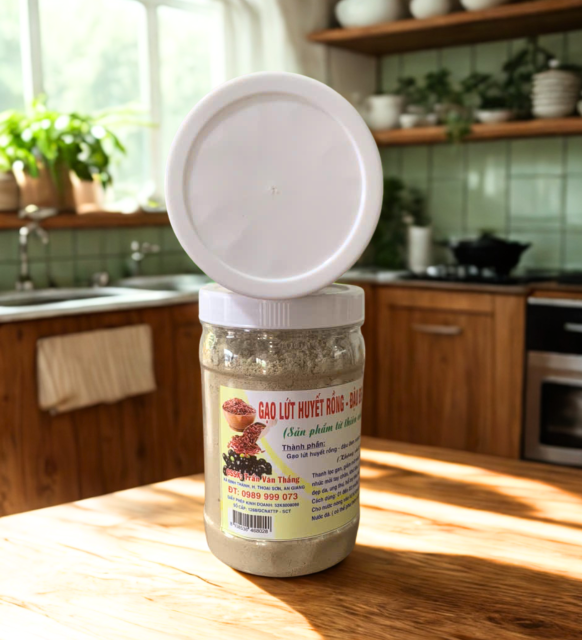 Gạo lứt huyết rồng, đậu đen xanh lòng, mè đen